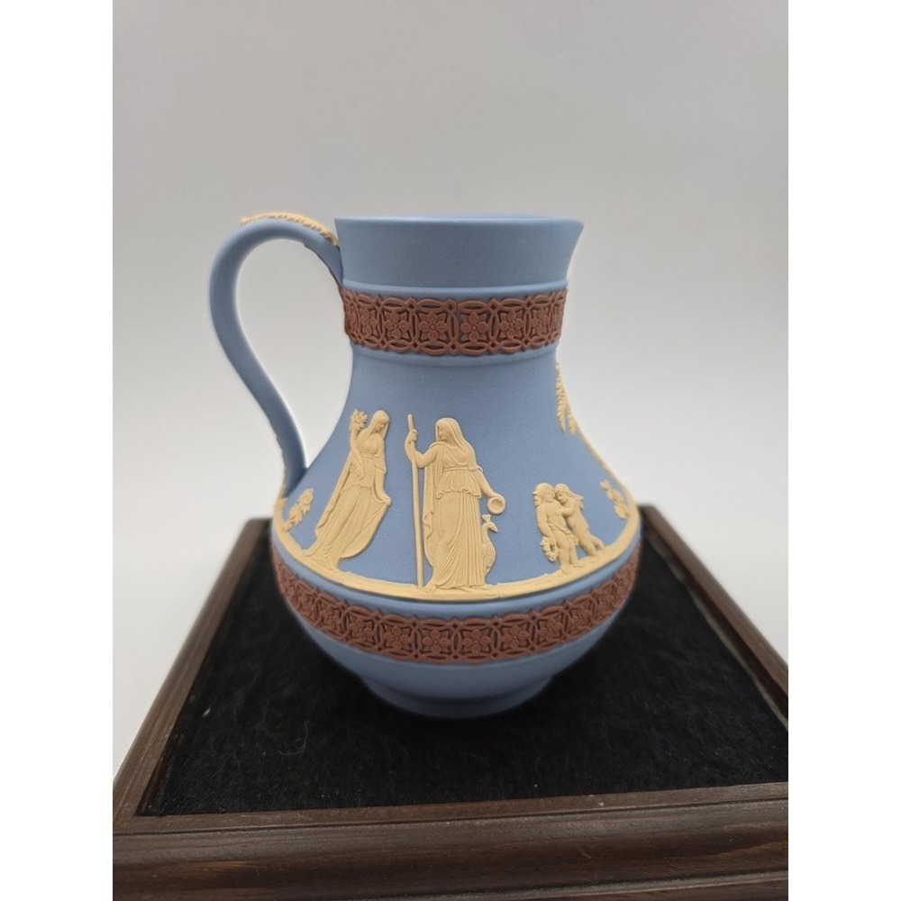 Rare Wedgwood Tricolor Jasperware Blue Creamer Pitcher Relief England VTG